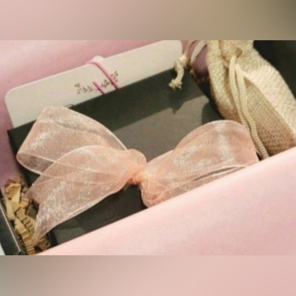 Womens Sterling Silver Black CZ Knot Ring - Picture 6 of 8